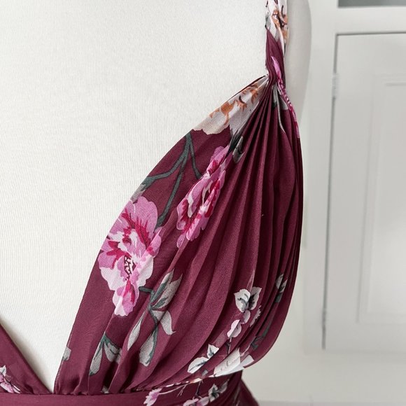 Jill Stuart | Burgundy Floral Print Pleated Zola Midi Dress | 0 - Picture 2 of 10